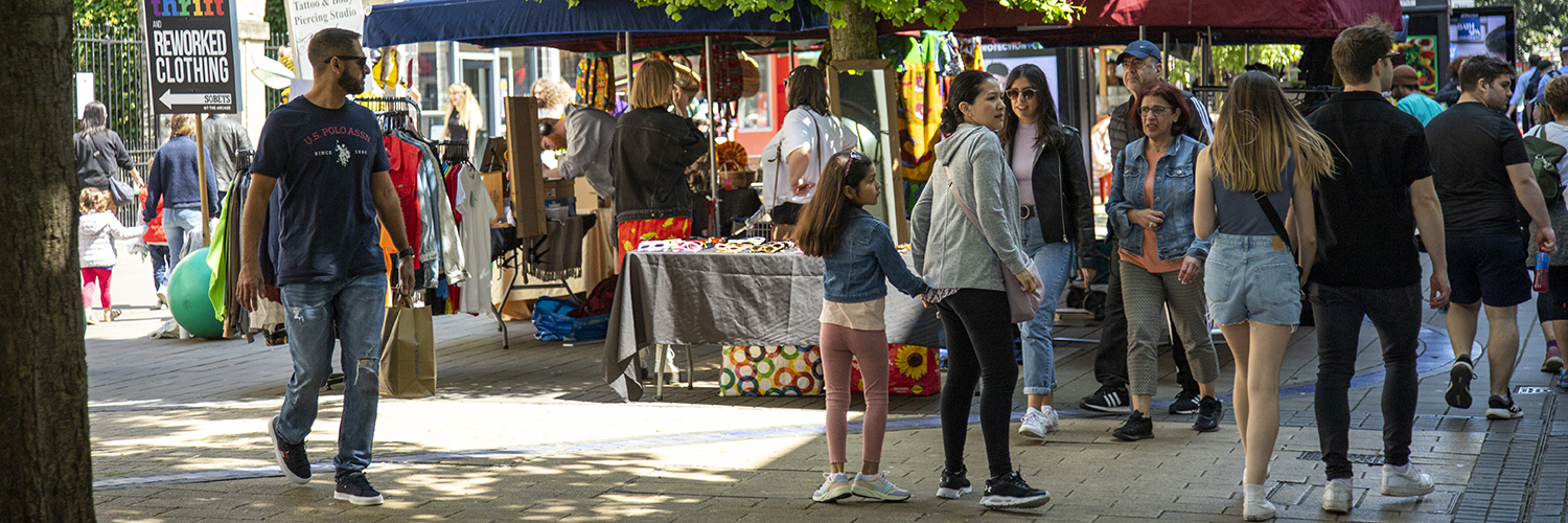 Lots of people look around the stalls of Bristol's Broadmead Sunday market